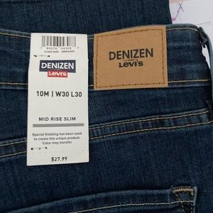 Brand new Levi’s tags attached